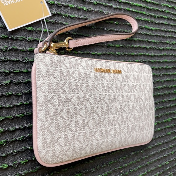 Michael Kors Jet Set Travel Large Top Zip Signature Wristlet Clutch - Picture 2 of 16